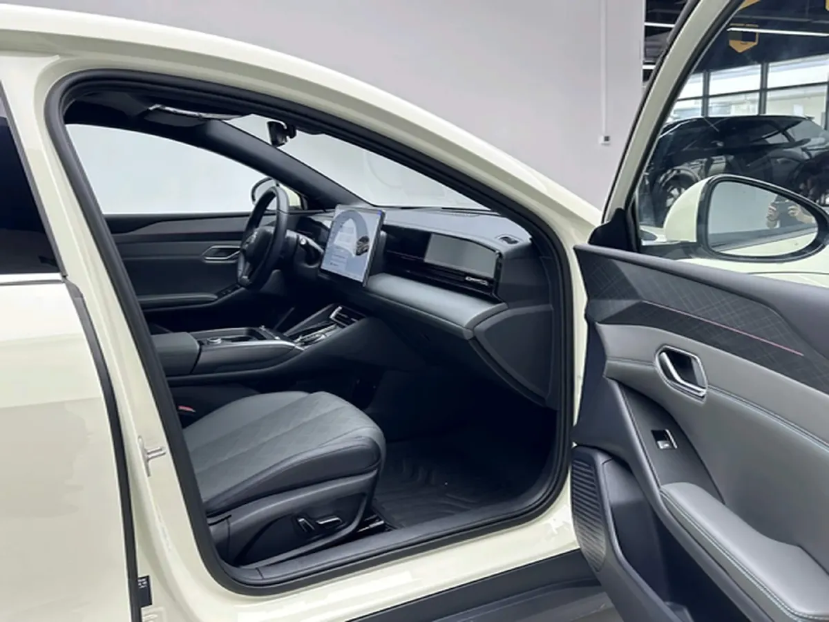 2025 BYD QinL BEV,autocango,china used car exporter,china ev exporter,chinese used car exporter,chinese used ev exporter