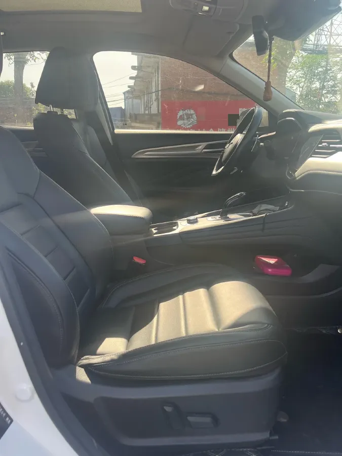 2019 Haval F7 1.5T 169HP L4 7DCT,autocango,china used car exporter,china ev exporter,chinese used car exporter,chinese used ev exporter