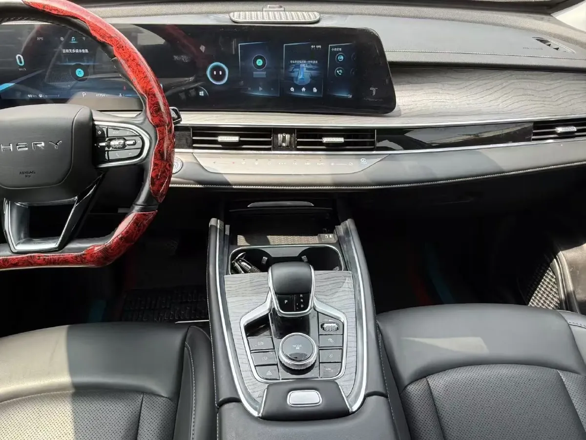 2022 Chery Tiggo 8 PRO 1.6T 197HP L4 7DCT,autocango,china used car exporter,china ev exporter,chinese used car exporter,chinese used ev exporter