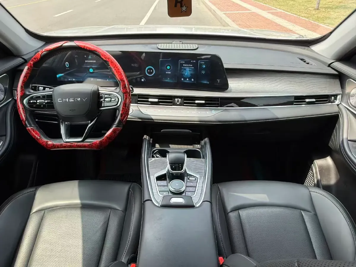 2022 Chery Tiggo 8 PRO 1.6T 197HP L4 7DCT,autocango,china used car exporter,china ev exporter,chinese used car exporter,chinese used ev exporter