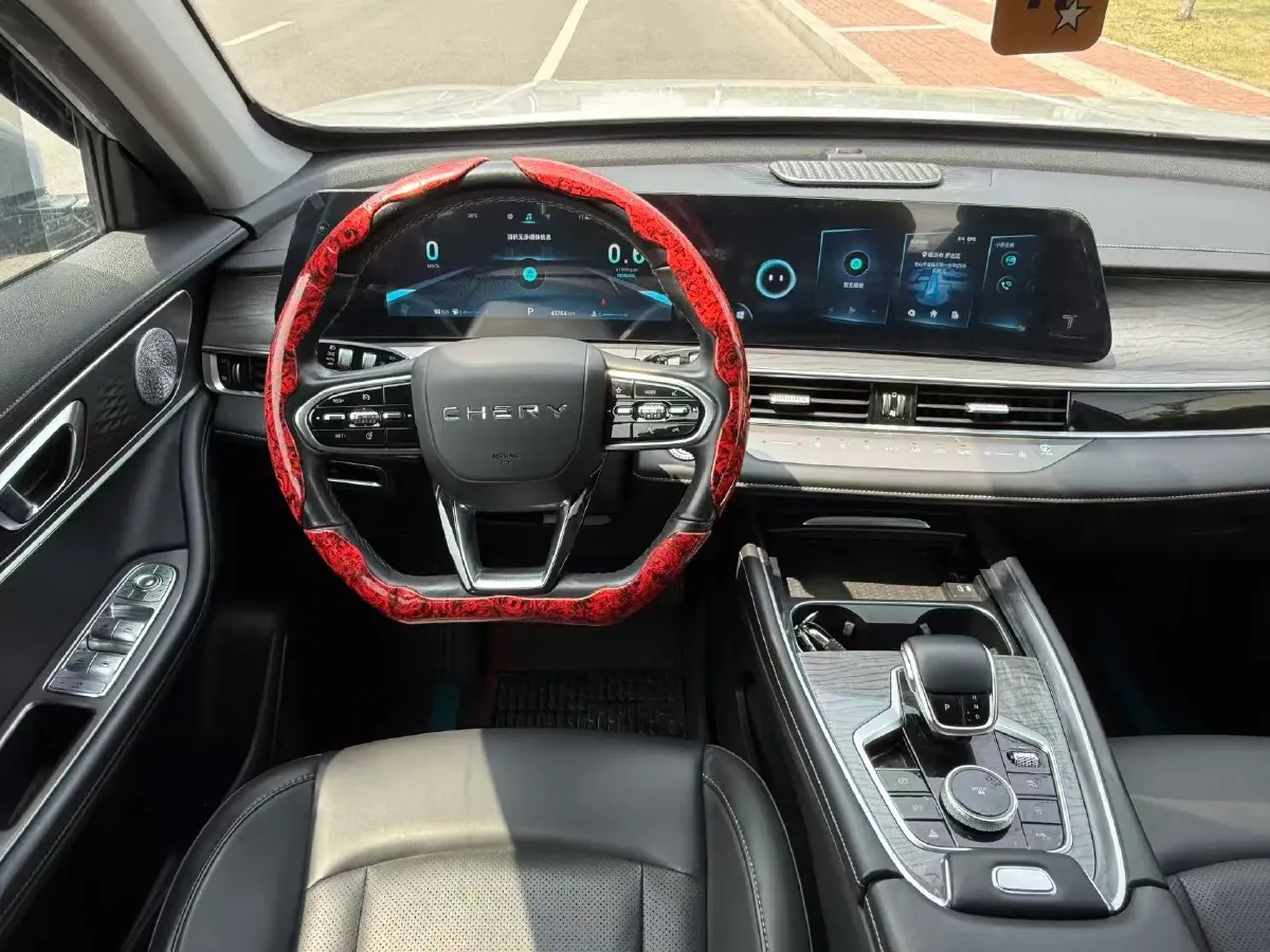 2022 Chery Tiggo 8 PRO 1.6T 197HP L4 7DCT,autocango,china used car exporter,china ev exporter,chinese used car exporter,chinese used ev exporter