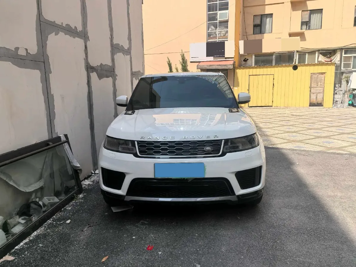 2018 Land Rover Range Rover Sport 2.0T 300HP L4 8AT PHEV 13.1KWH,autocango,china used car exporter,china ev exporter,chinese used car exporter,chinese used ev exporter