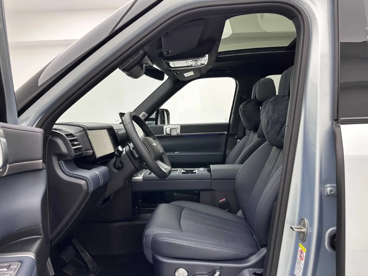 2025 FangChengBao Tai 7 1.5T 156HP L4 E-CVT PHEV,autocango,china used car exporter,china ev exporter,chinese used car exporter,chinese used ev exporter