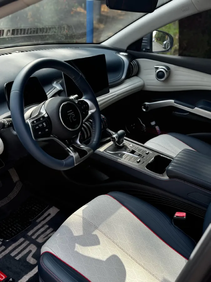 2022 Foton Grand General G7 2.0T 238HP L4 8AT,autocango,china used car exporter,china ev exporter,chinese used car exporter,chinese used ev exporter