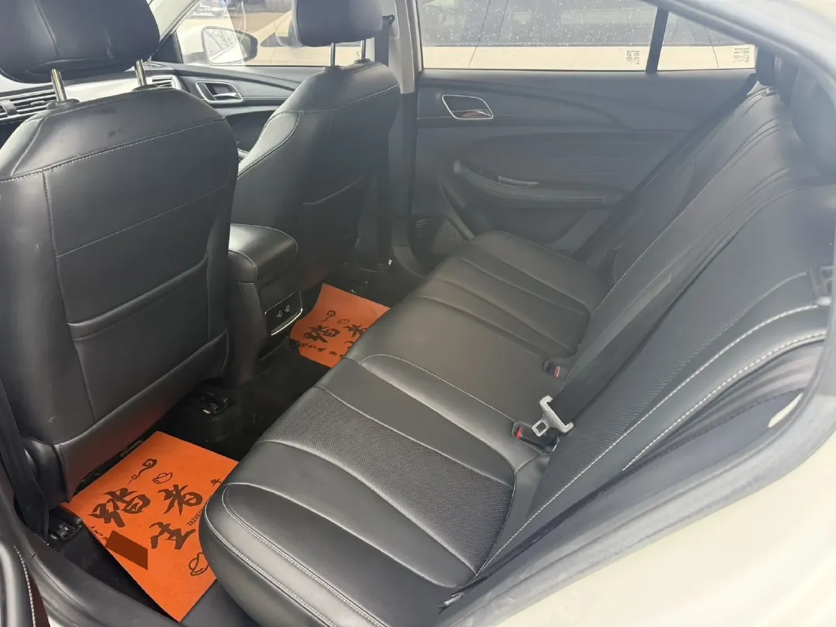 2019 Roewe i5 1.5L 120HP L4 CVT,autocango,china used car exporter,china ev exporter,chinese used car exporter,chinese used ev exporter