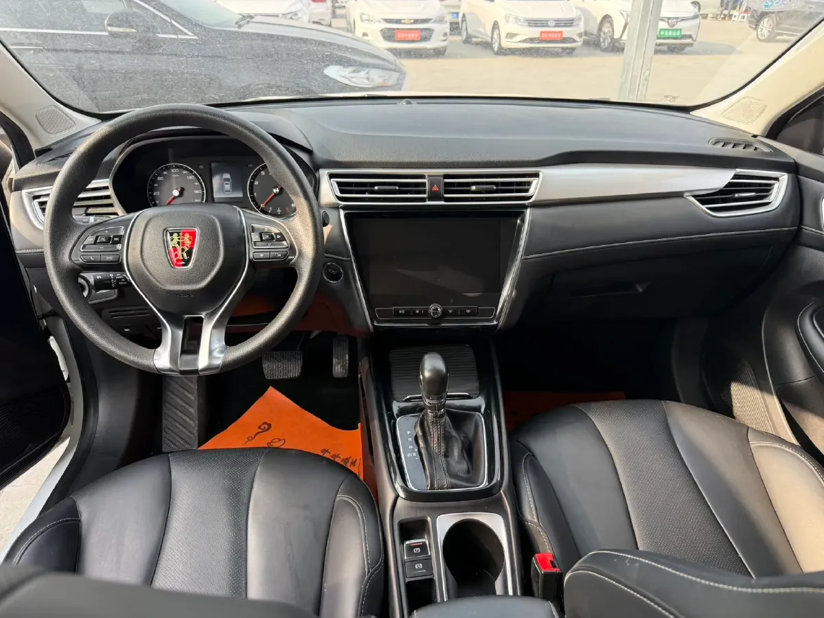 2019 Roewe i5 1.5L 120HP L4 CVT,autocango,china used car exporter,china ev exporter,chinese used car exporter,chinese used ev exporter