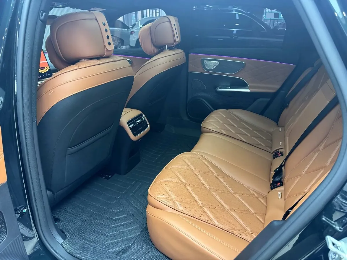 2025 Fulwin FulwinA9L 1.5T 156HP L4 1DHT PHEV,autocango,china used car exporter,china ev exporter,chinese used car exporter,chinese used ev exporter