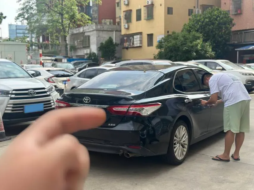 2019 Toyota Camry 2.5L 209HP L4 8AT,autocango,china used car exporter,china ev exporter,chinese used car exporter,chinese used ev exporter