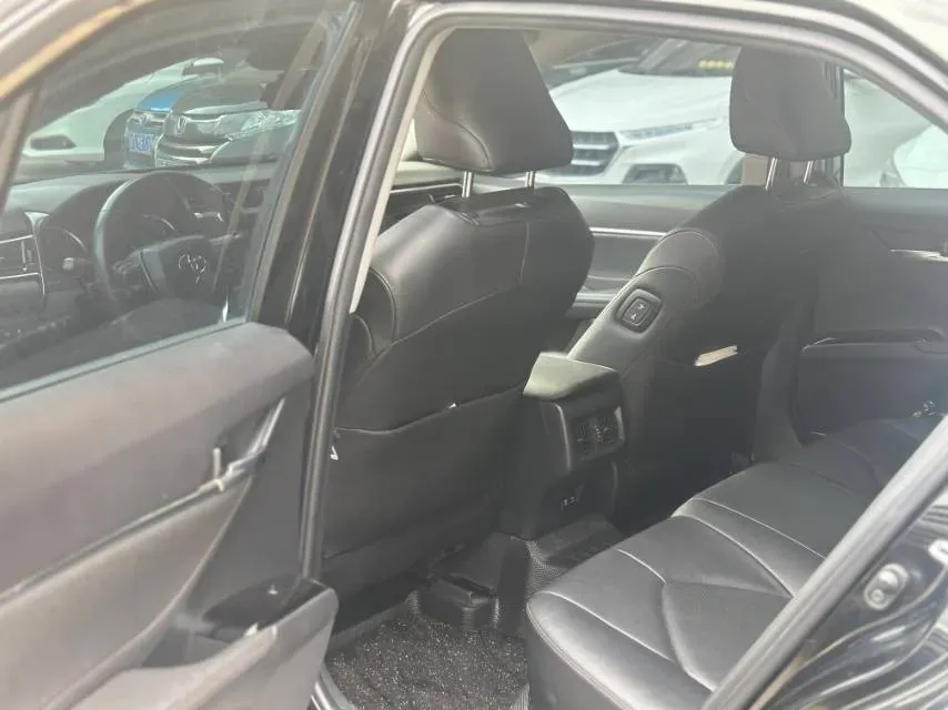 2019 Toyota Camry 2.5L 209HP L4 8AT,autocango,china used car exporter,china ev exporter,chinese used car exporter,chinese used ev exporter
