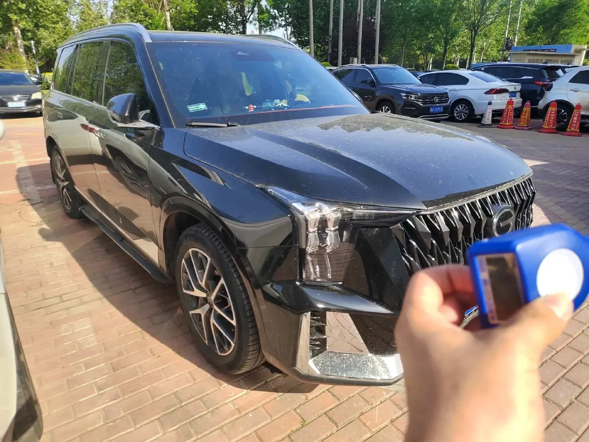 2022 GAC Trumpchi GS8 2.0T 190HP L4 E-CVT Hybrid,autocango,china used car exporter,china ev exporter,chinese used car exporter,chinese used ev exporter