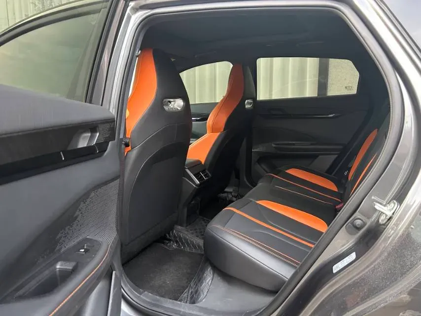 2024 ChangAn UNI-V 1.5T 188HP L4 7DCT,autocango,china used car exporter,china ev exporter,chinese used car exporter,chinese used ev exporter