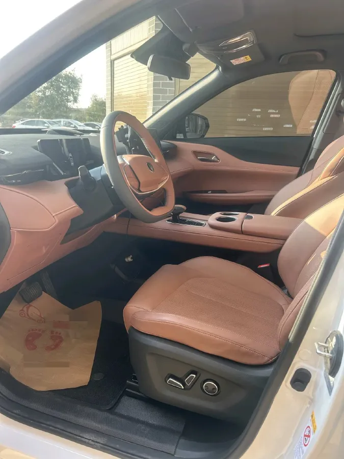 2025 ChangAn UNI-Z 1.5T 188HP L4 7DCT,autocango,china used car exporter,china ev exporter,chinese used car exporter,chinese used ev exporter