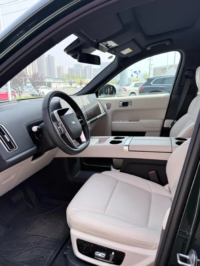 2022 Li L9 Range Extended 154HP REEV 42.6KWH,autocango,china used car exporter,china ev exporter,chinese used car exporter,chinese used ev exporter