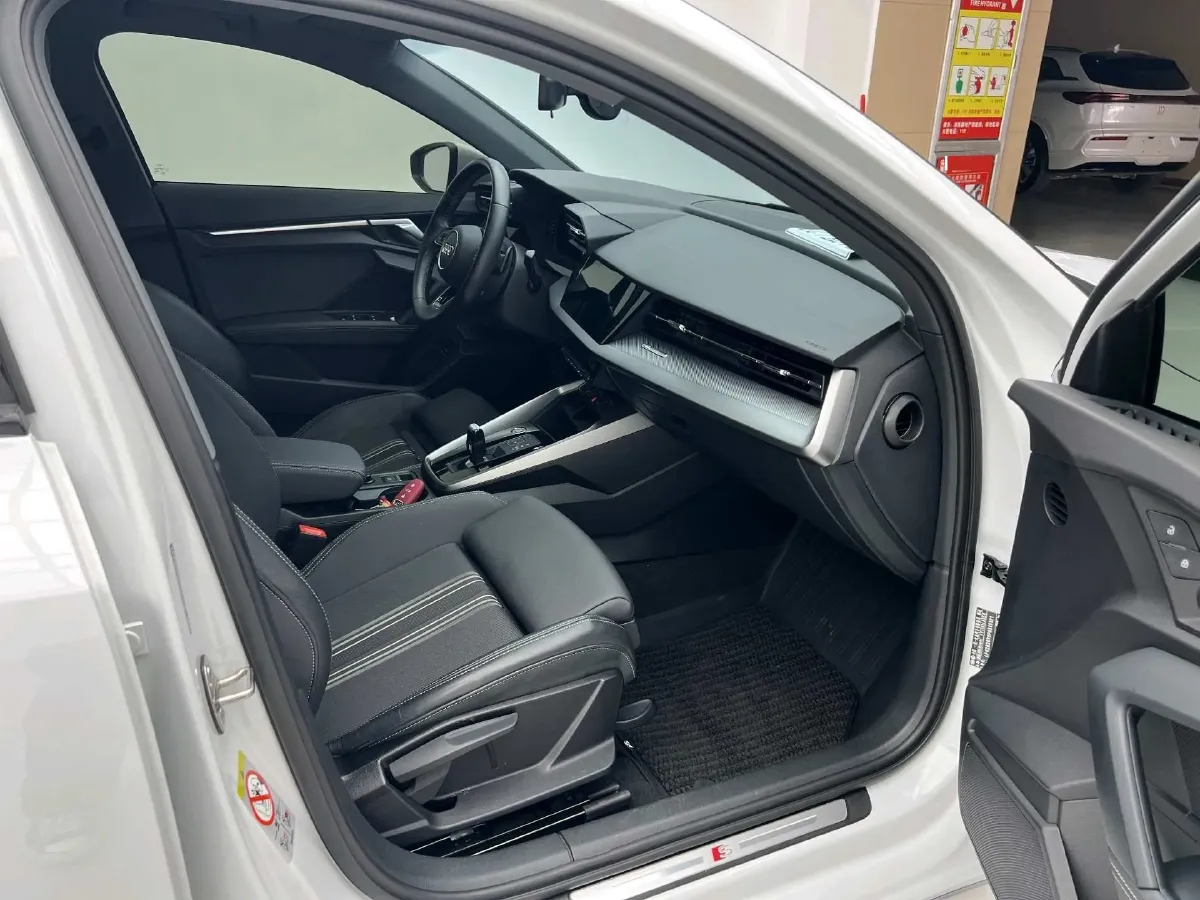 2023 Audi A3 1.4T 150HP L4 7DCT,autocango,china used car exporter,china ev exporter,chinese used car exporter,chinese used ev exporter