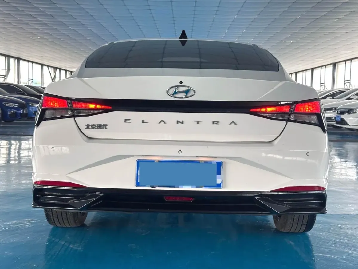 2021 Hyundai Elantra 1.5L 115HP L4 CVT,autocango,china used car exporter,china ev exporter,chinese used car exporter,chinese used ev exporter