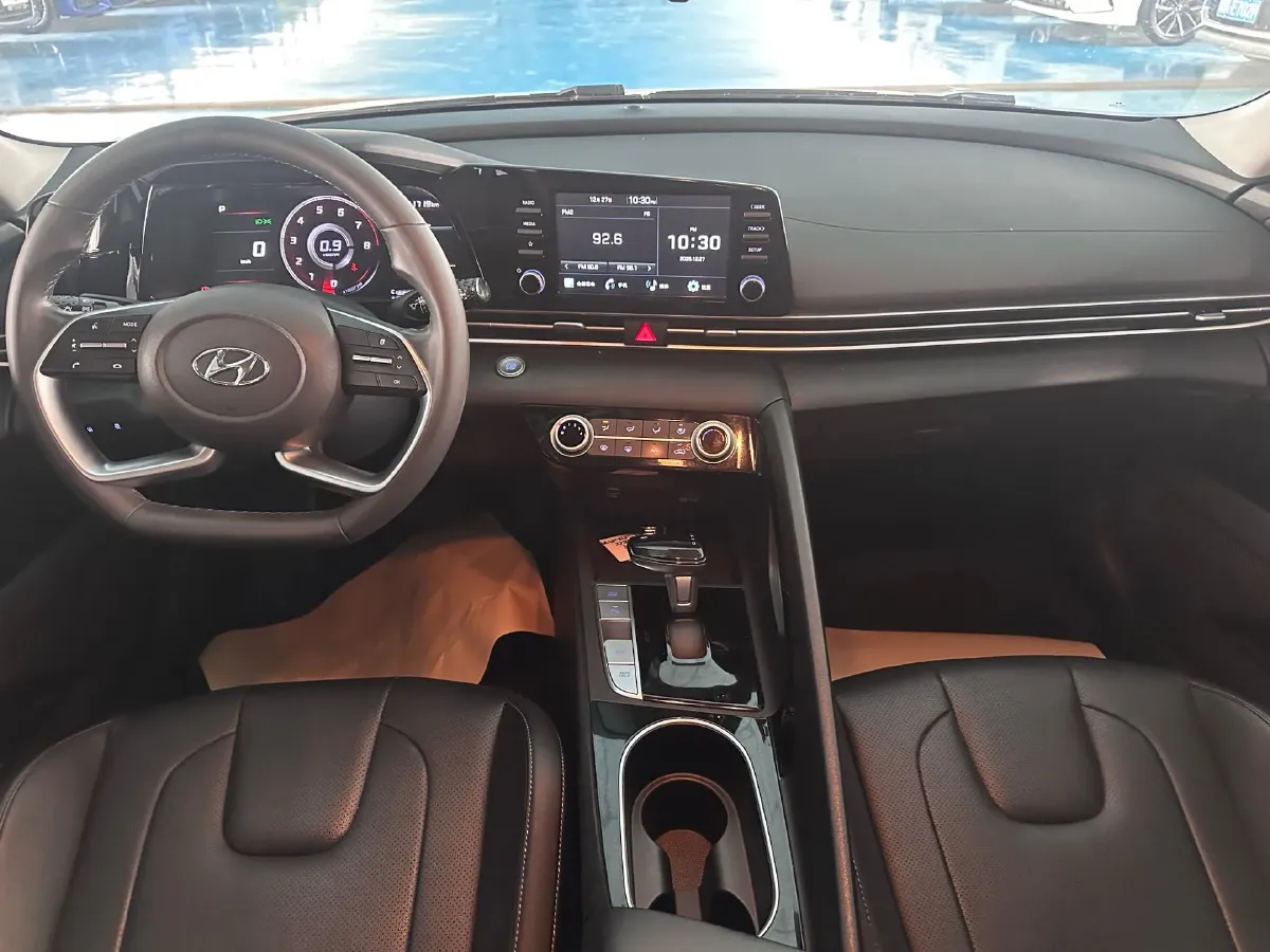 2021 Hyundai Elantra 1.5L 115HP L4 CVT,autocango,china used car exporter,china ev exporter,chinese used car exporter,chinese used ev exporter