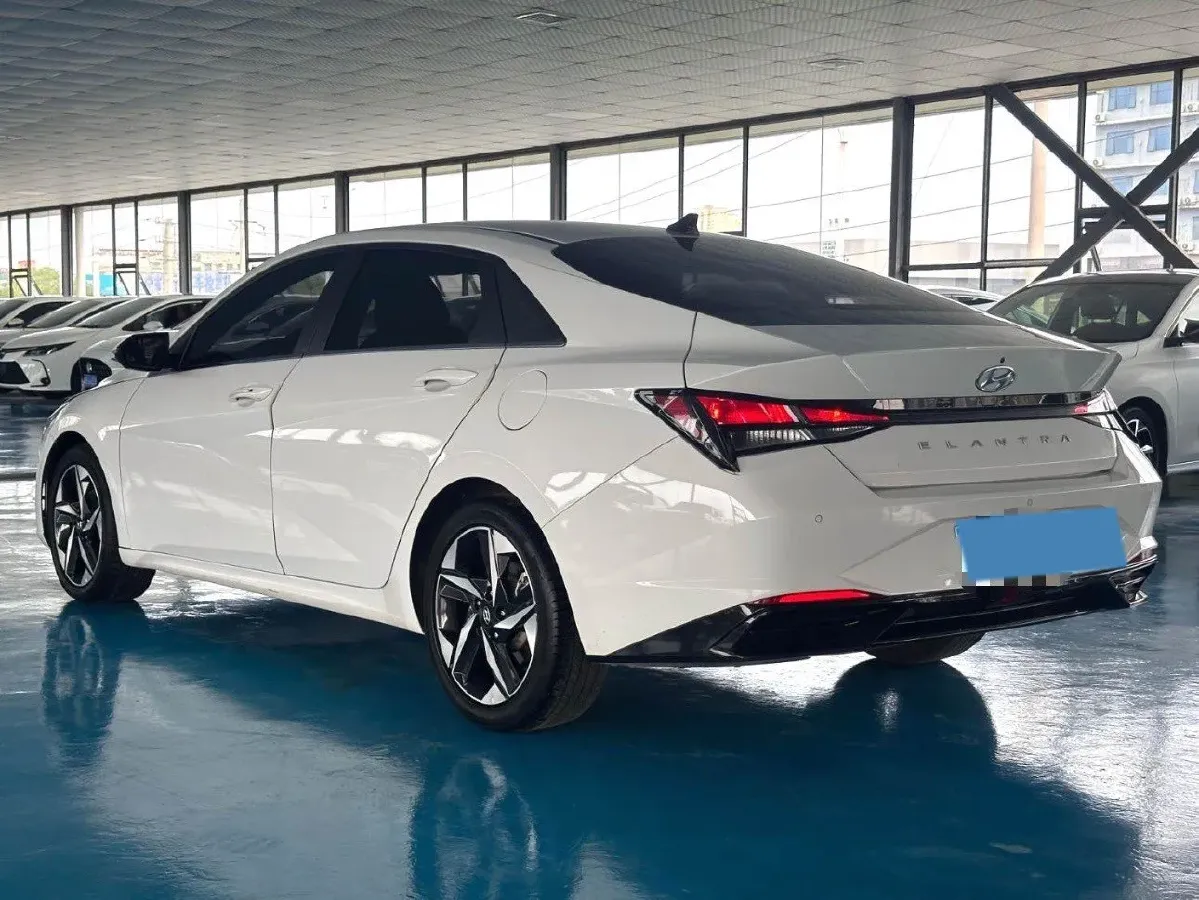 2021 Hyundai Elantra 1.5L 115HP L4 CVT,autocango,china used car exporter,china ev exporter,chinese used car exporter,chinese used ev exporter