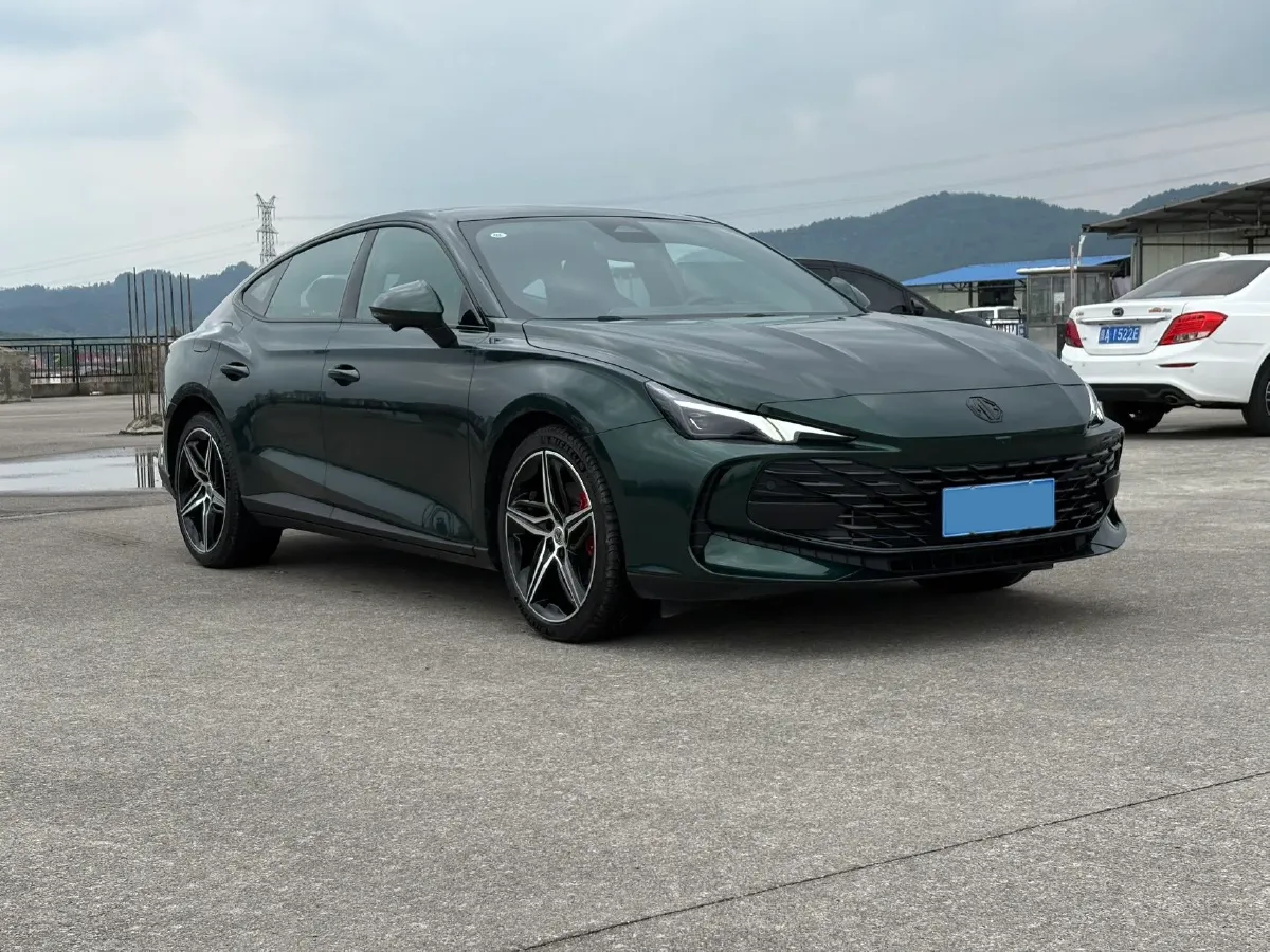 2025 MG 7 2.0T 261HP L4 9AT,autocango,china used car exporter,china ev exporter,chinese used car exporter,chinese used ev exporter