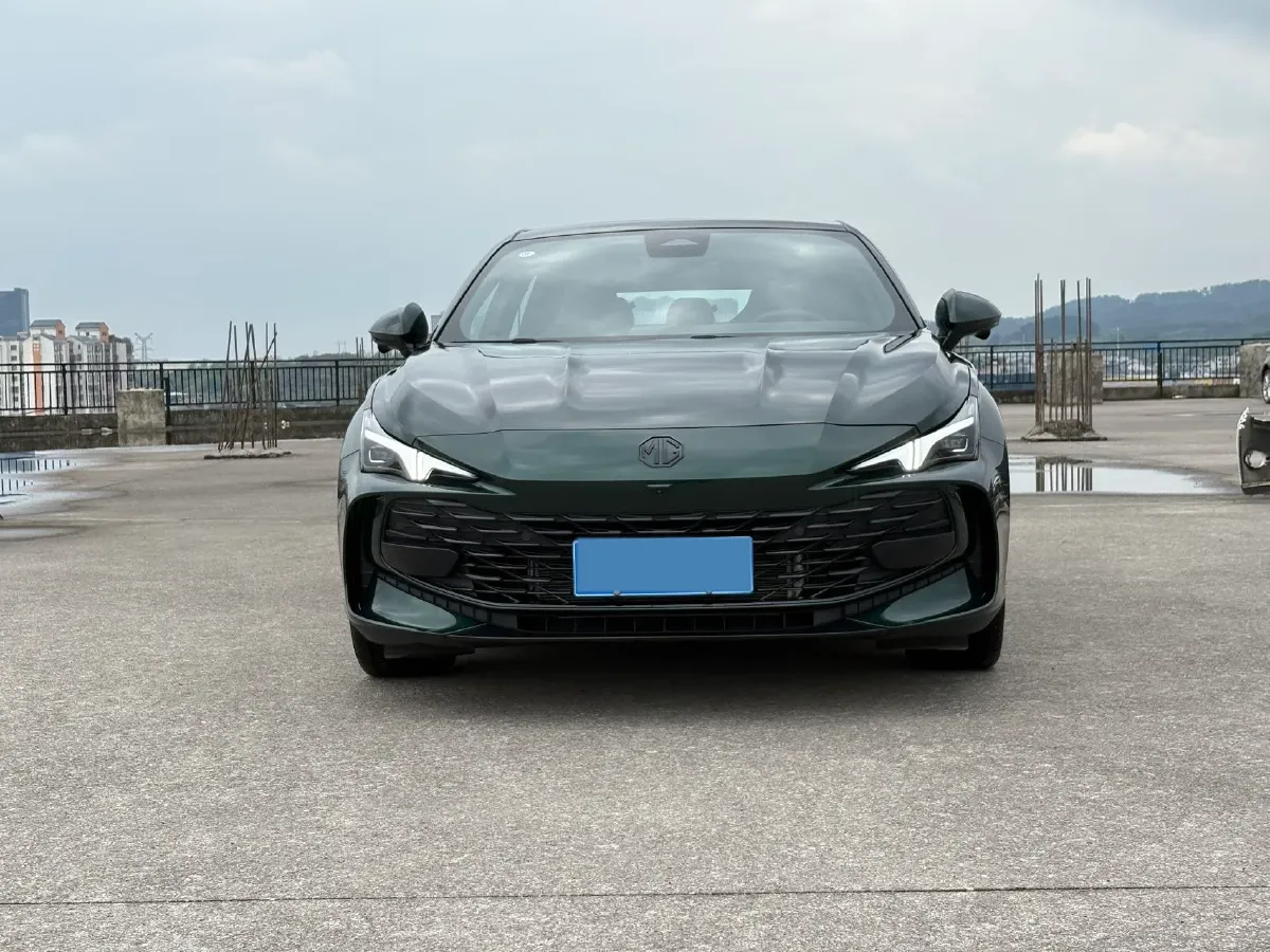 2025 MG 7 2.0T 261HP L4 9AT,autocango,china used car exporter,china ev exporter,chinese used car exporter,chinese used ev exporter