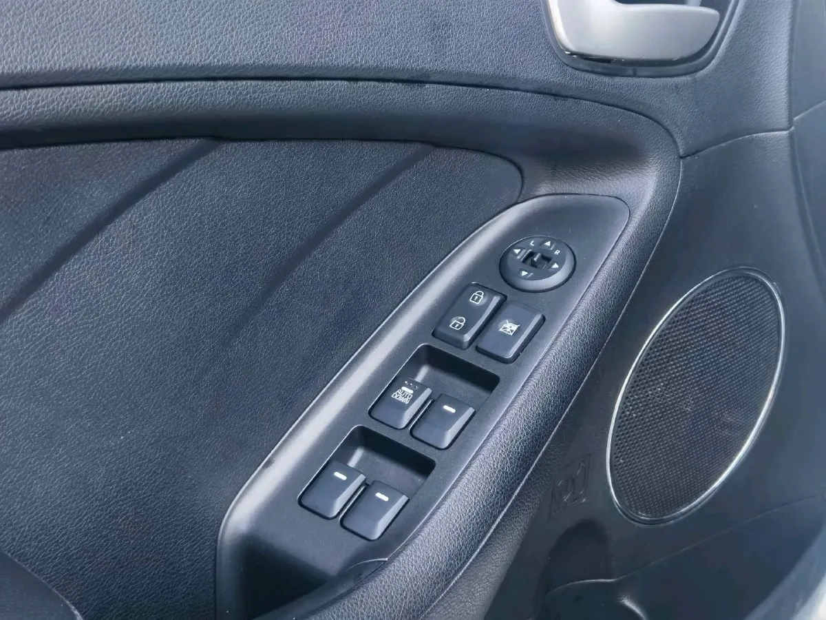 2017 Kia K3 1.6L 128HP L4 6AT,autocango,china used car exporter,china ev exporter,chinese used car exporter,chinese used ev exporter