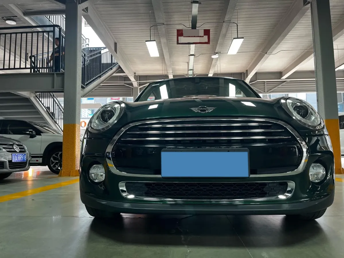 2016 MINI MINI 1.5T 136HP L3 6AT,autocango,china used car exporter,china ev exporter,chinese used car exporter,chinese used ev exporter