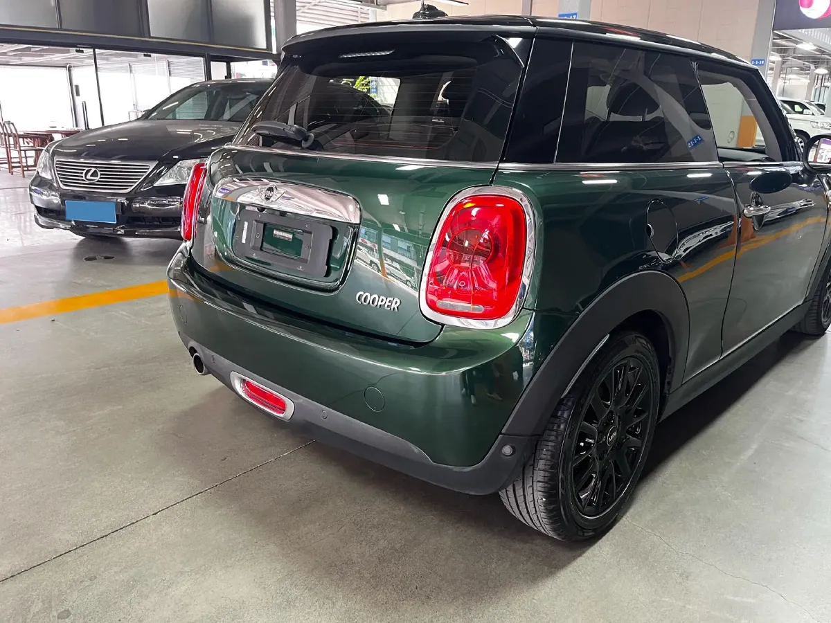 2016 MINI MINI 1.5T 136HP L3 6AT,autocango,china used car exporter,china ev exporter,chinese used car exporter,chinese used ev exporter