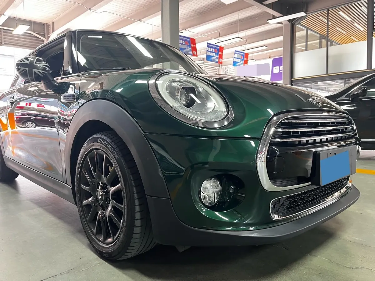 2016 MINI MINI 1.5T 136HP L3 6AT,autocango,china used car exporter,china ev exporter,chinese used car exporter,chinese used ev exporter