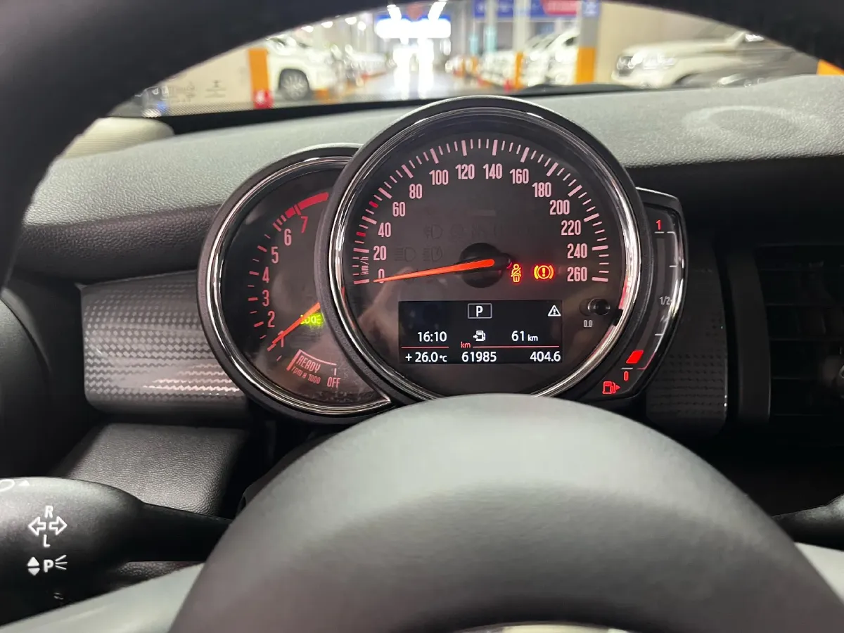 2016 MINI MINI 1.5T 136HP L3 6AT,autocango,china used car exporter,china ev exporter,chinese used car exporter,chinese used ev exporter