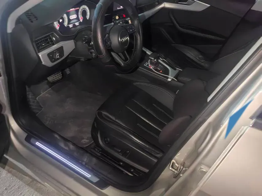 2020 Audi A4L 2.0T 150HP L4 7DCT,autocango,china used car exporter,china ev exporter,chinese used car exporter,chinese used ev exporter