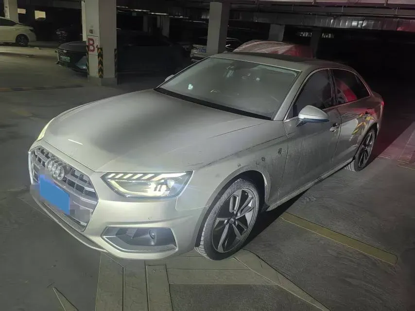2020 Audi A4L 2.0T 150HP L4 7DCT,autocango,china used car exporter,china ev exporter,chinese used car exporter,chinese used ev exporter