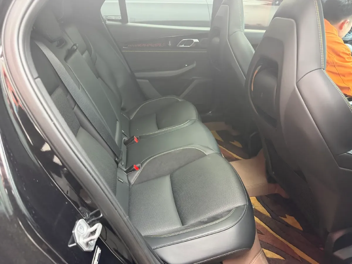 2023 MAXUS G50 1.5T 181HP L4 7DCT,autocango,china used car exporter,china ev exporter,chinese used car exporter,chinese used ev exporter