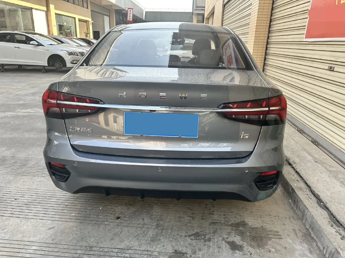 2021 Roewe i5 1.5L 120HP L4 5MT,autocango,china used car exporter,china ev exporter,chinese used car exporter,chinese used ev exporter