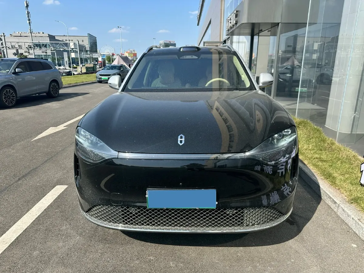 2025 AITO AITO M9 BEV 100KWH,autocango,china used car exporter,china ev exporter,chinese used car exporter,chinese used ev exporter