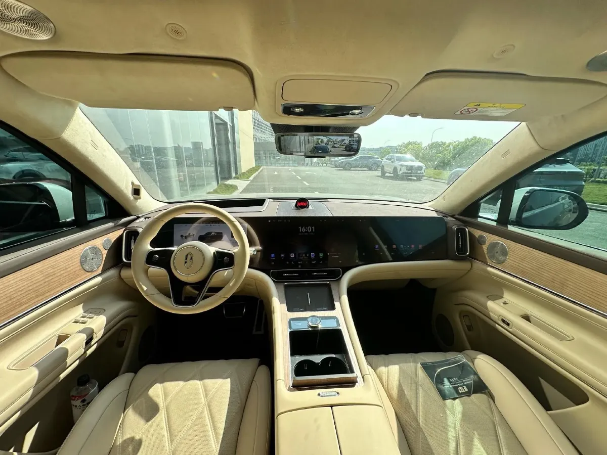 2025 AITO AITO M9 BEV 100KWH,autocango,china used car exporter,china ev exporter,chinese used car exporter,chinese used ev exporter