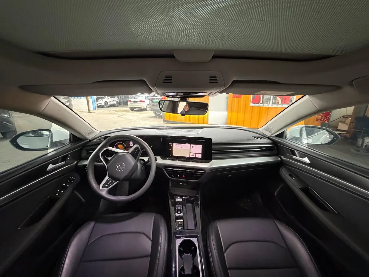 2024 Volkswagen Lamando 1.2T 116HP L4 7DCT,autocango,china used car exporter,china ev exporter,chinese used car exporter,chinese used ev exporter