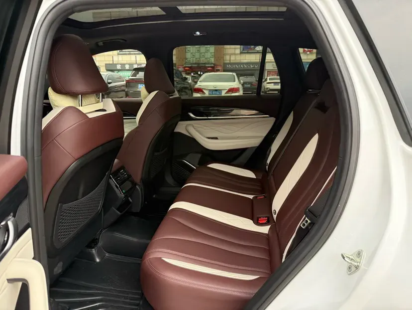 2021 Geely Monjaro 2.0T 238HP L4 8AT,autocango,china used car exporter,china ev exporter,chinese used car exporter,chinese used ev exporter