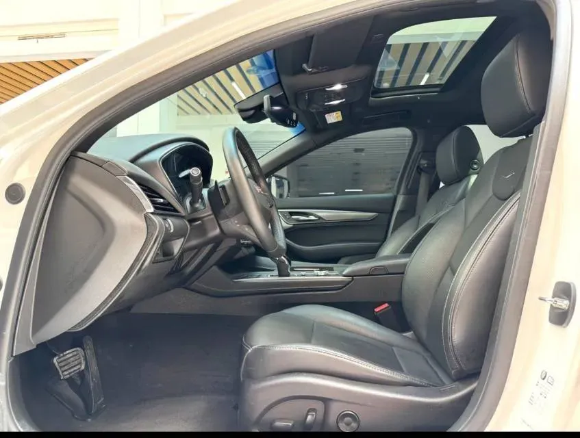 2021 Cadillac CT5 2.0T 237HP L4 10AT,autocango,china used car exporter,china ev exporter,chinese used car exporter,chinese used ev exporter