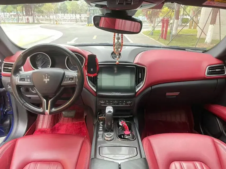 2019 Maserati Ghibli 3.0T 350HP V6 8AT,autocango,china used car exporter,china ev exporter,chinese used car exporter,chinese used ev exporter
