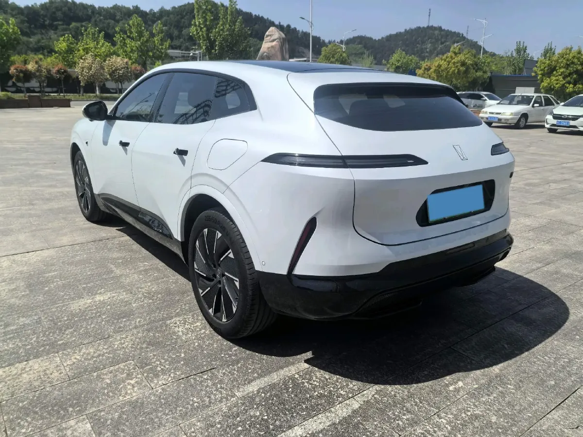 2024 Avatr 07 BEV 82.16KWH,autocango,china used car exporter,china ev exporter,chinese used car exporter,chinese used ev exporter
