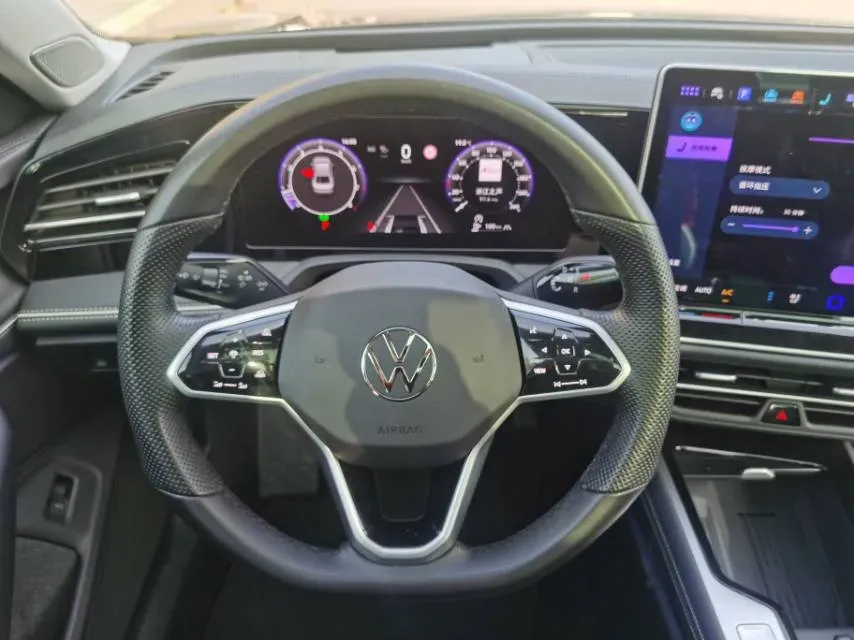 2024 Volkswagen Magotan 2.0T 220HP L4 7DCT,autocango,china used car exporter,china ev exporter,chinese used car exporter,chinese used ev exporter