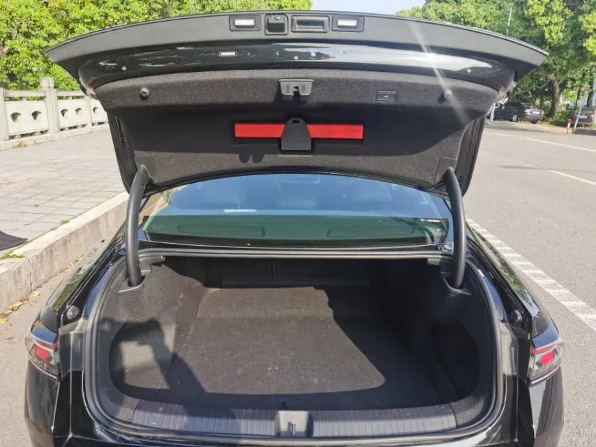 2024 Volkswagen Magotan 2.0T 220HP L4 7DCT,autocango,china used car exporter,china ev exporter,chinese used car exporter,chinese used ev exporter