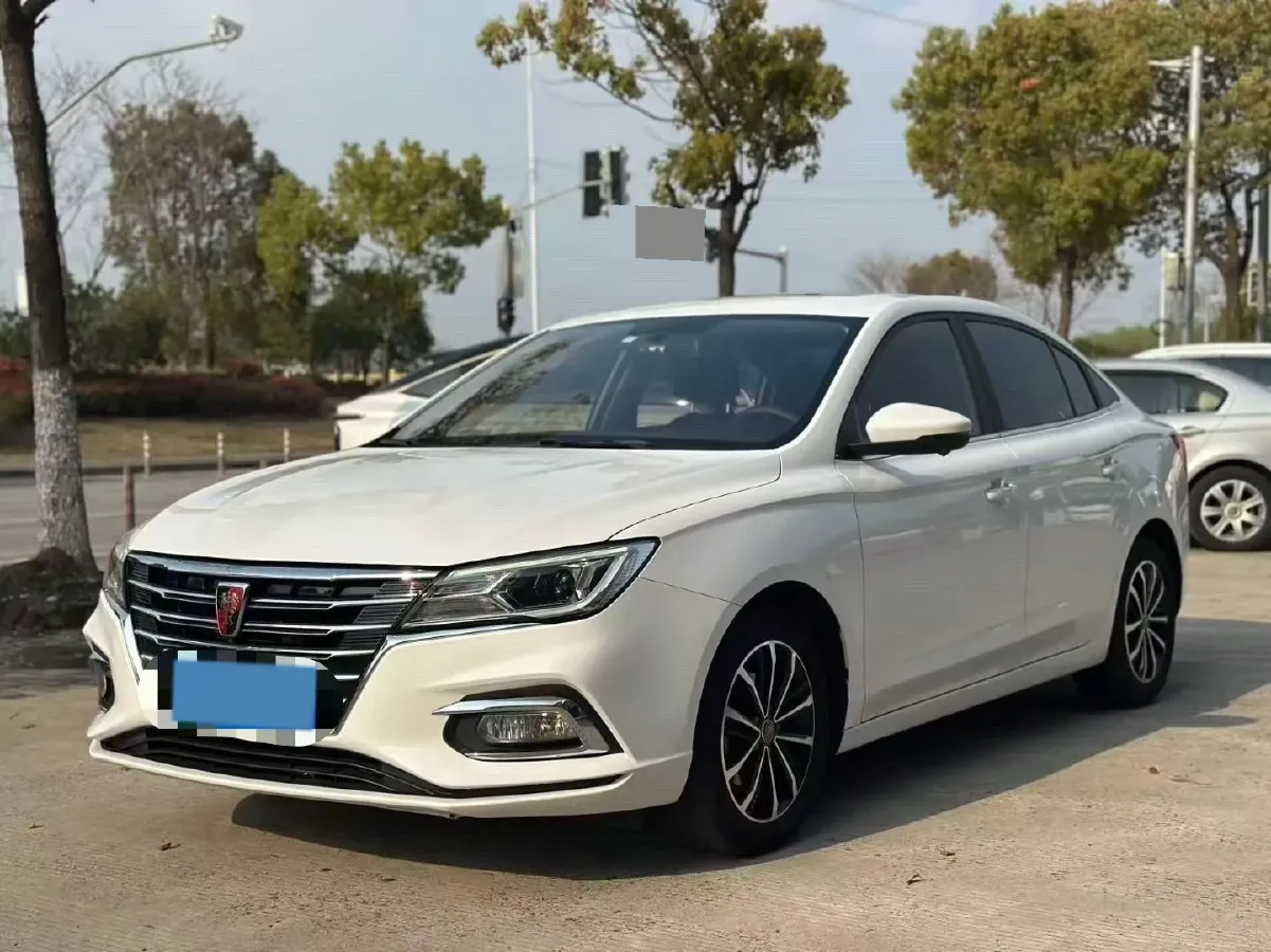 2020 Roewe i5 1.5L 120HP L4 CVT,autocango,china used car exporter,china ev exporter,chinese used car exporter,chinese used ev exporter