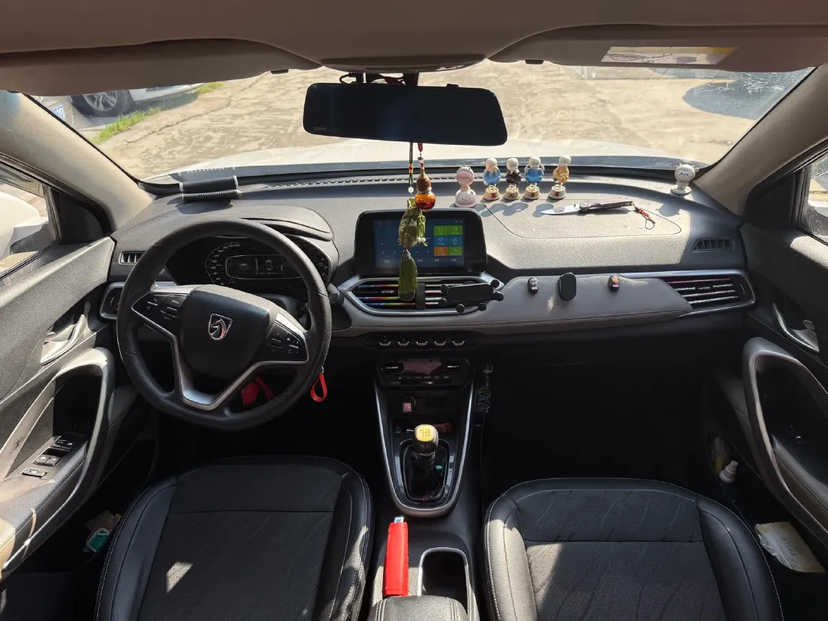 2017 BaoJun 510 1.5L 112HP L4 6MT,autocango,china used car exporter,china ev exporter,chinese used car exporter,chinese used ev exporter