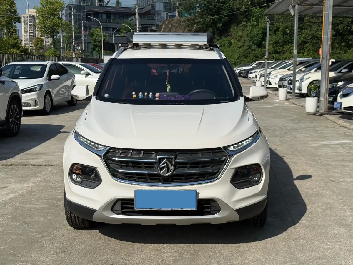 2017 BaoJun 510 1.5L 112HP L4 6MT,autocango,china used car exporter,china ev exporter,chinese used car exporter,chinese used ev exporter