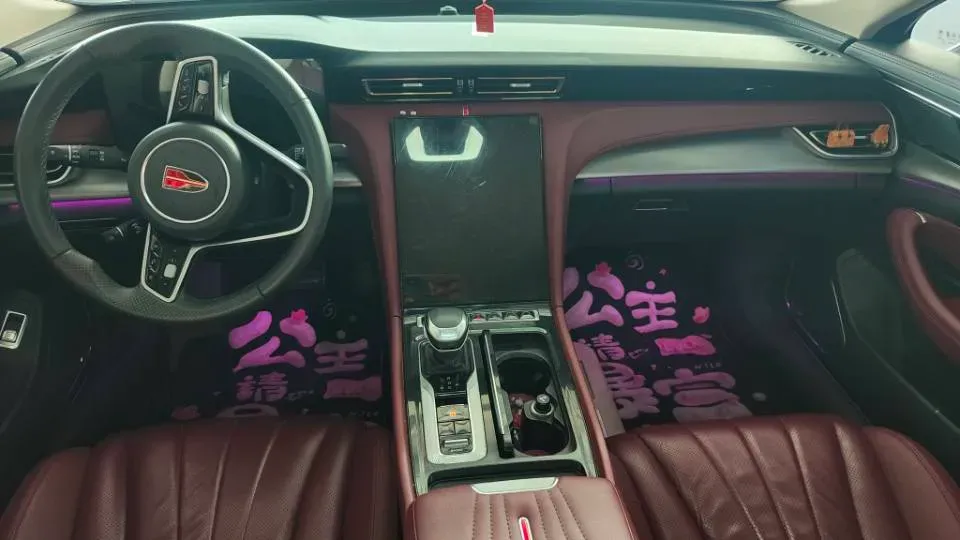 2024 HongQi H5 2.0T 224HP L4 8AT,autocango,china used car exporter,china ev exporter,chinese used car exporter,chinese used ev exporter