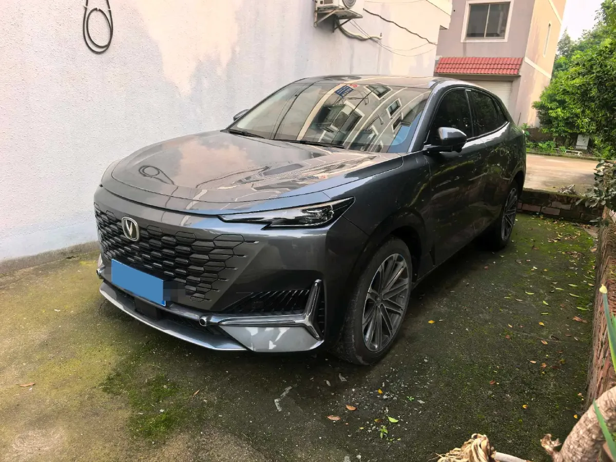 2021 ChangAn UNI-K 2.0T 233HP L4 8AT,autocango,china used car exporter,china ev exporter,chinese used car exporter,chinese used ev exporter