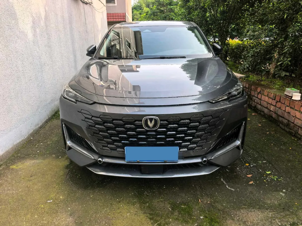2021 ChangAn UNI-K 2.0T 233HP L4 8AT,autocango,china used car exporter,china ev exporter,chinese used car exporter,chinese used ev exporter