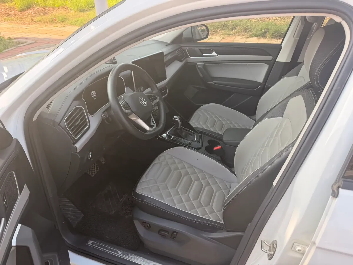 2024 Volkswagen Tayron 1.5T 160HP L4 7DCT,autocango,china used car exporter,china ev exporter,chinese used car exporter,chinese used ev exporter