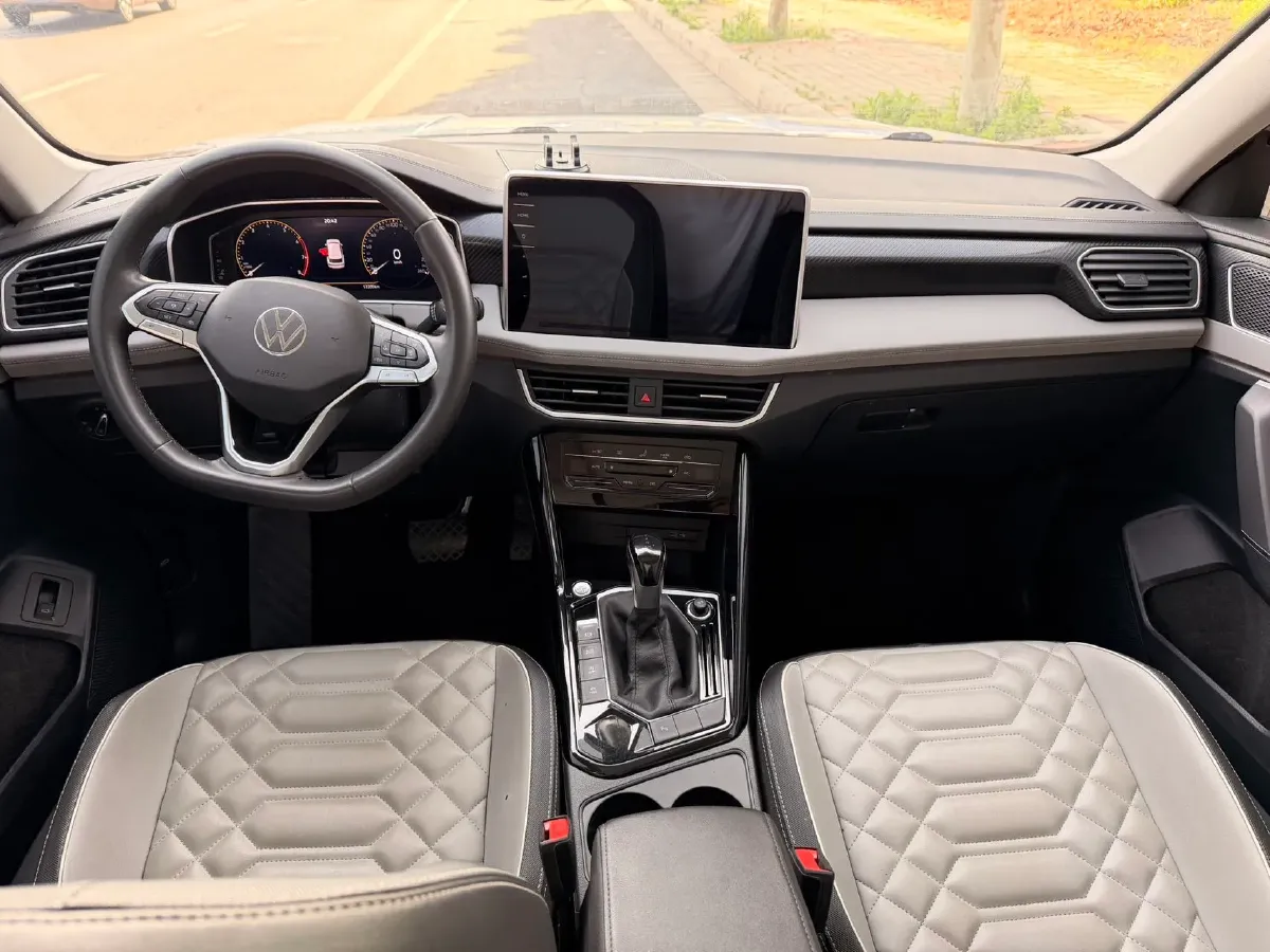 2024 Volkswagen Tayron 1.5T 160HP L4 7DCT,autocango,china used car exporter,china ev exporter,chinese used car exporter,chinese used ev exporter