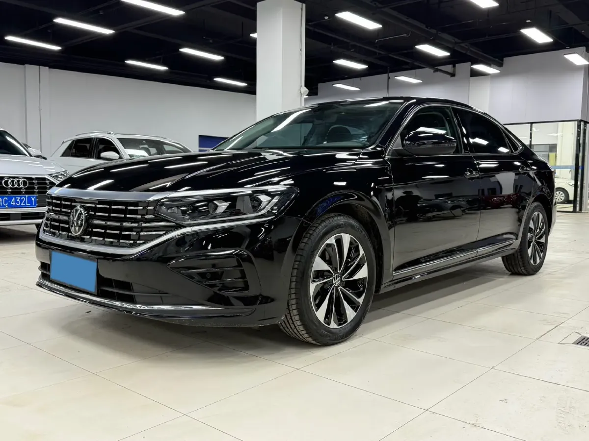 2023 Volkswagen Passat 1.4T 150HP L4 7DCT,autocango,china used car exporter,china ev exporter,chinese used car exporter,chinese used ev exporter